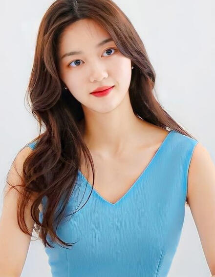 Elara Liem